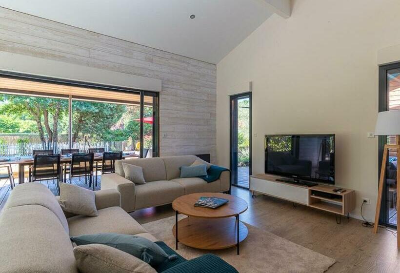 Villa Familiale 10 Pers. à Biscarrosse Avec Piscine Chauffée, Près Du Lac Et Des Pistes Cyclables