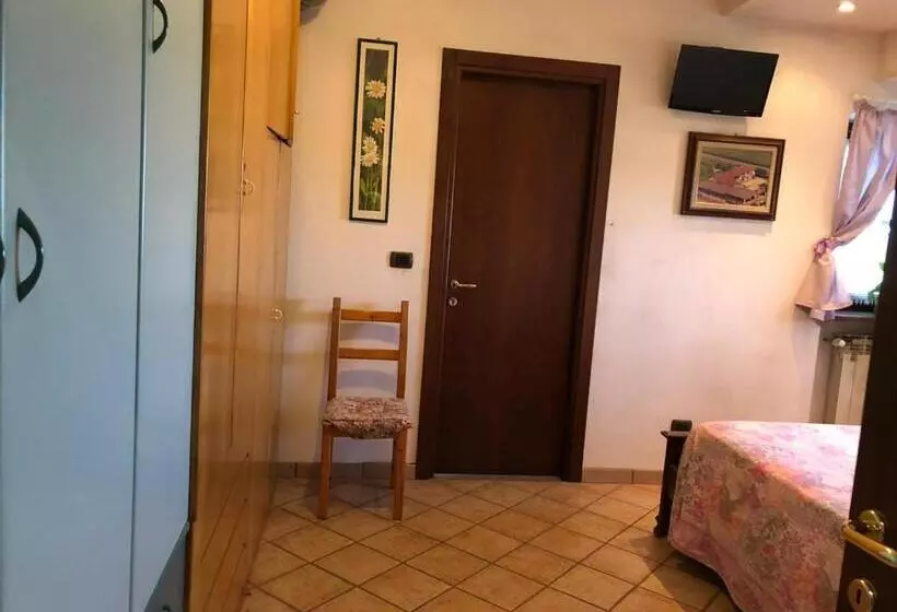 Aamiaismajoitus (B&B) Cascina  La Giardina