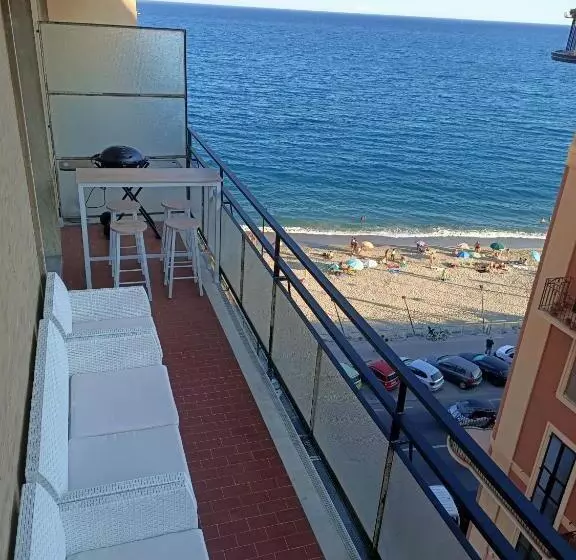 Casa Di Noemi   Seafront With Parking