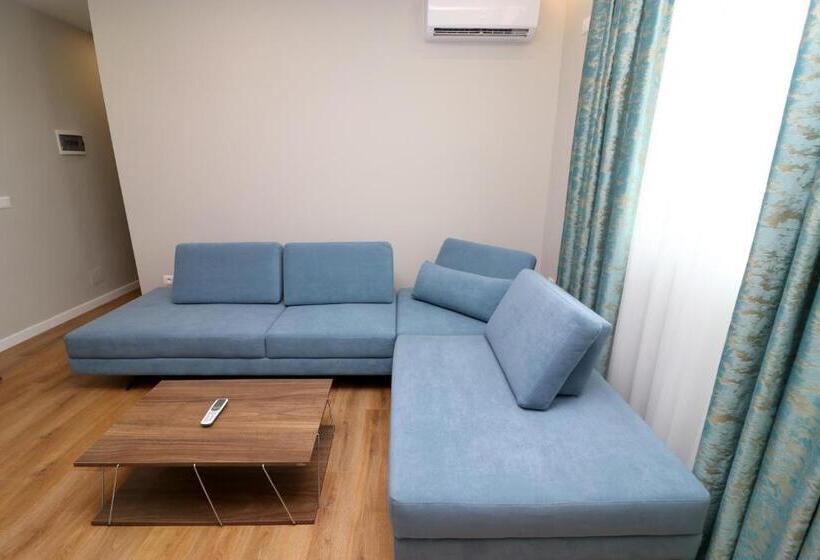 膳宿费 Vila Elarad