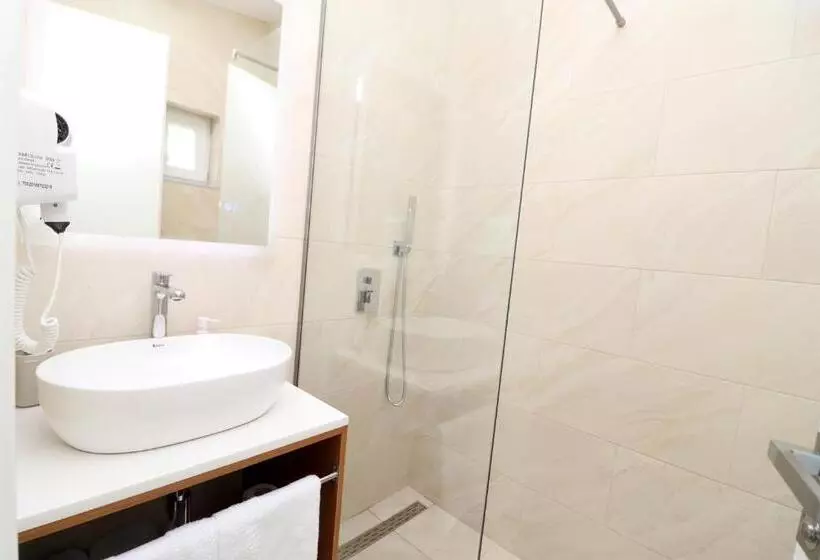 پانسیون Vila Elarad