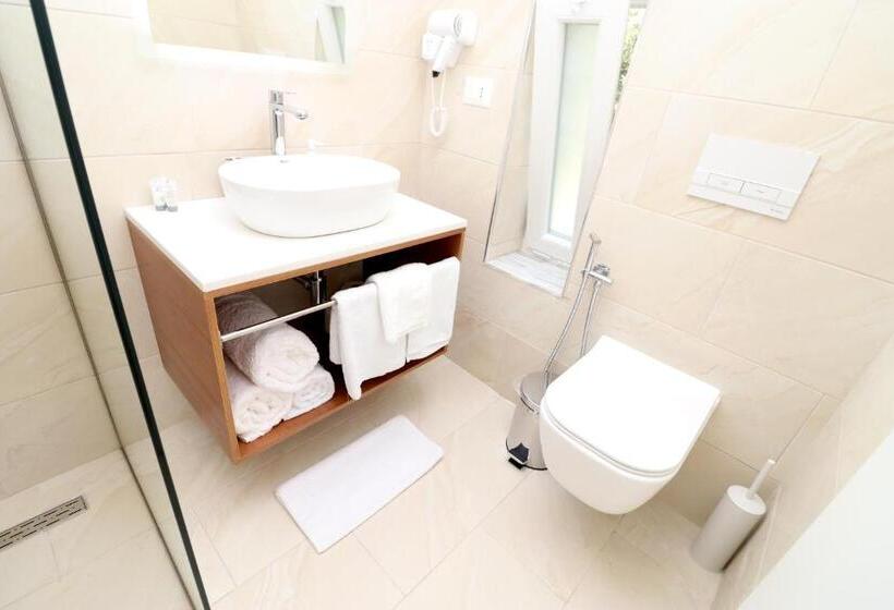 膳宿费 Vila Elarad