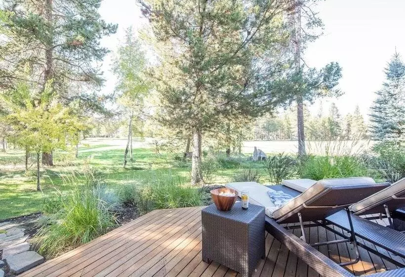 Sunriver By Avantstay Cozy Mountain Home W Indoor Pool And Hot Tub