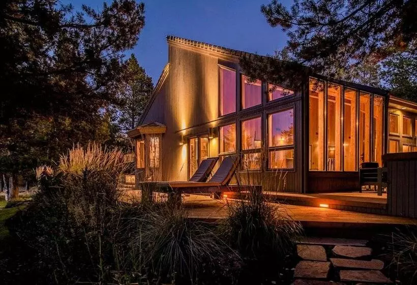 Sunriver By Avantstay Cozy Mountain Home W Indoor Pool And Hot Tub