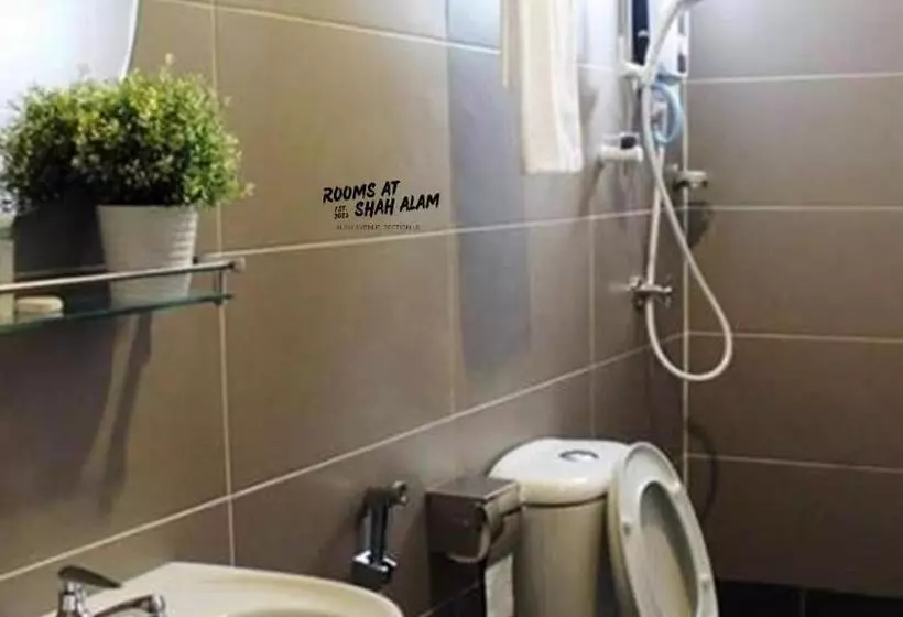 هاستل Sara S Inn Shah Alam