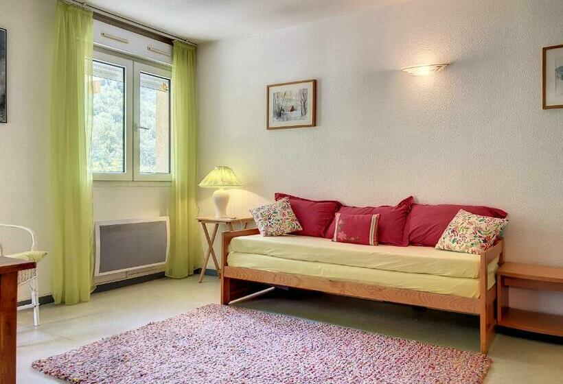 Appartement 20, Avec Balcon, Résidence De L Ars