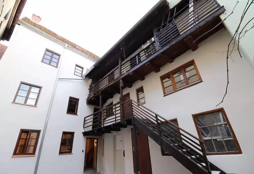 Hotelli Das Fischer Boardinghouse Kf