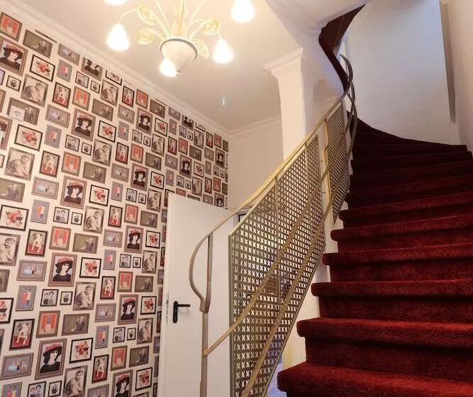 Hotelli Das Fischer Boardinghouse Kf