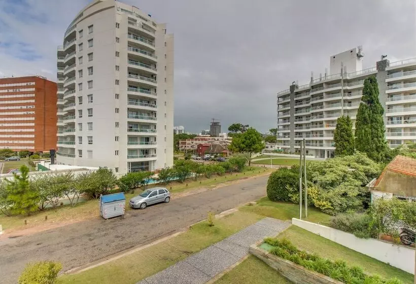 Oceana Suites The Point