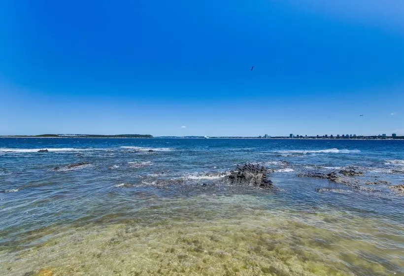 Oceana Suites The Point