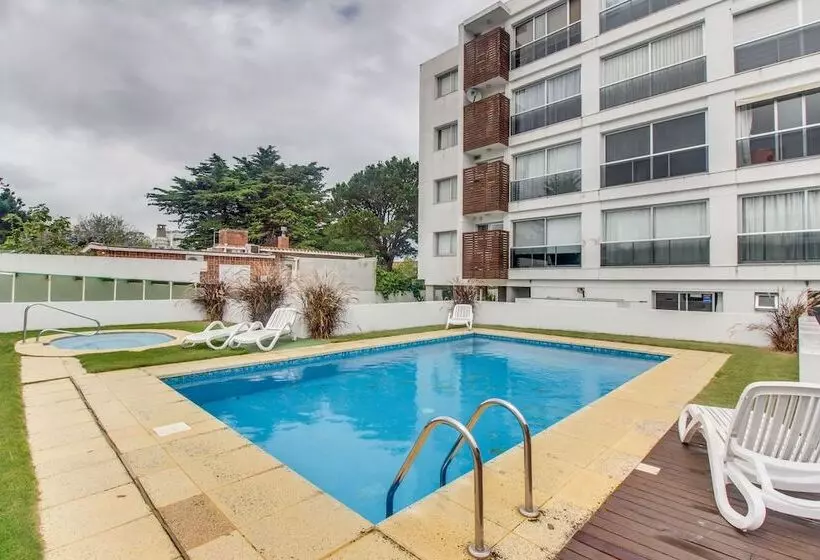 Oceana Suites The Point