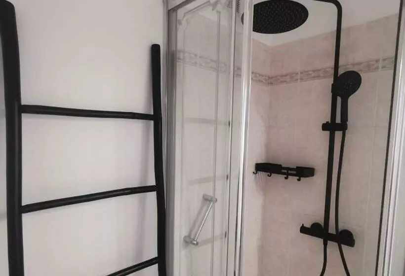 Majatalo Chambre Voyage Tout Confort Pres De Saint Marceau