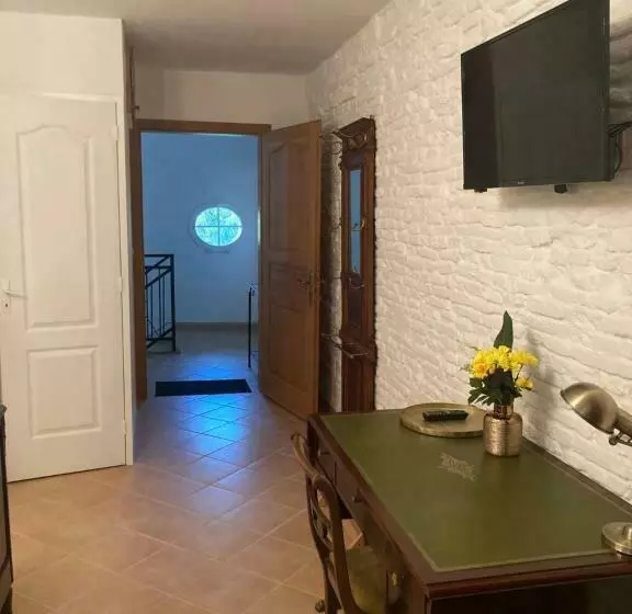 ペンション La Porte Dorée..