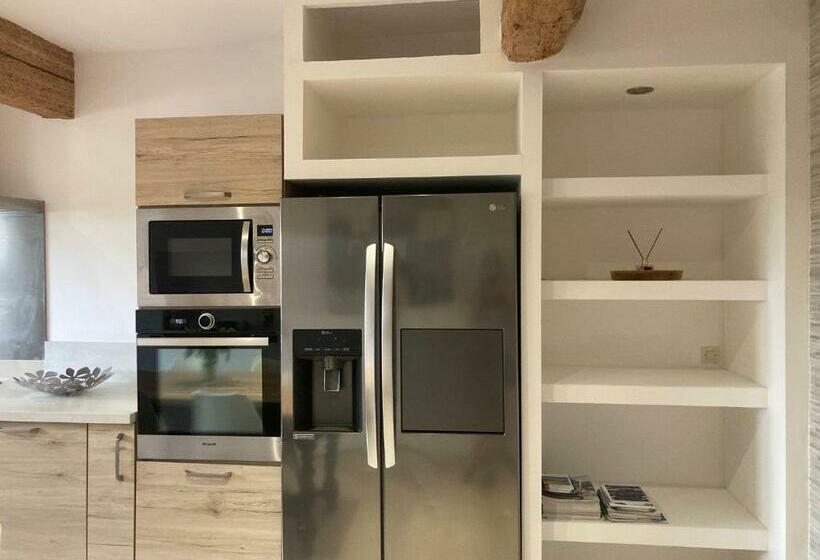 펜션 La Porte Dorée..