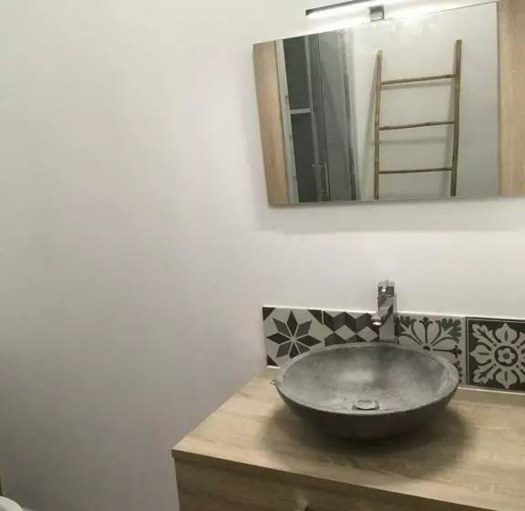 ペンション Le Mas Rocamour