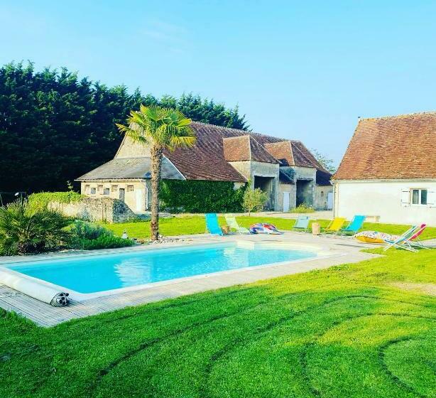 بنسيون Le Truc Bidule