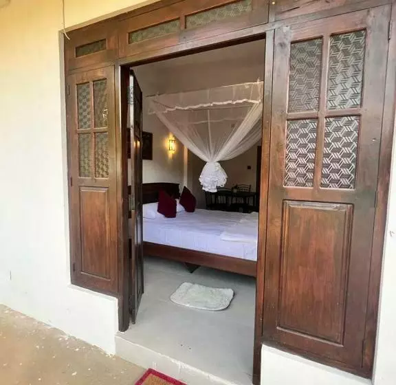 پانسیون Royal Grand Guest Inn Ella