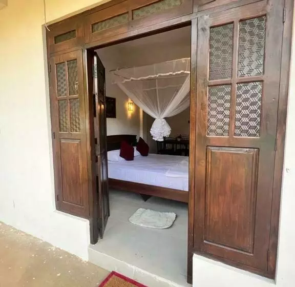 پانسیون Royal Grand Guest Inn Ella