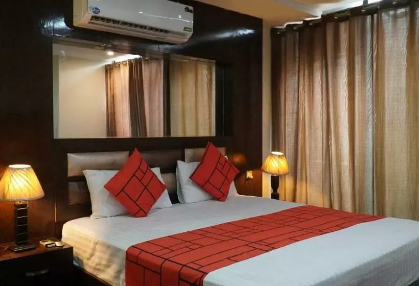 Grand Star Hotel Multan