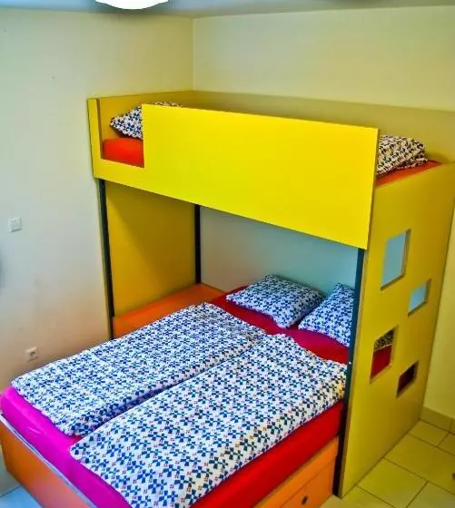 هاستل Simbol Rooms With Free Private Parking