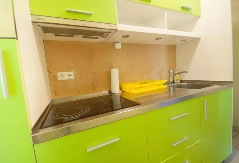 هاستل Simbol Rooms With Free Private Parking