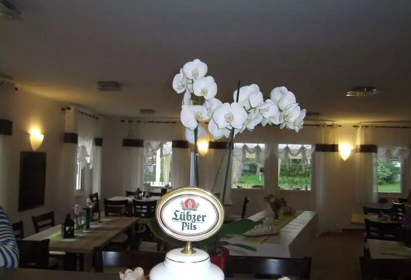 Bed and Breakfast Landhotel Zum Kranich
