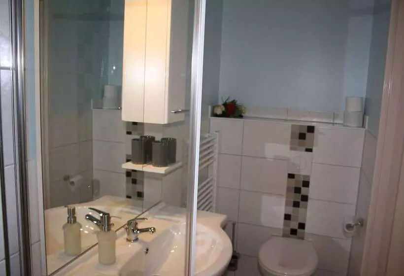 Bed and Breakfast Landhotel Zum Kranich