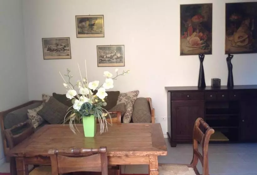 تختخواب و صبحانه Casa Munay