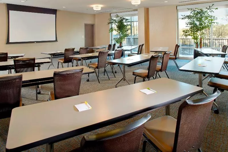 هتل Courtyard By Marriott Knoxville West/bearden