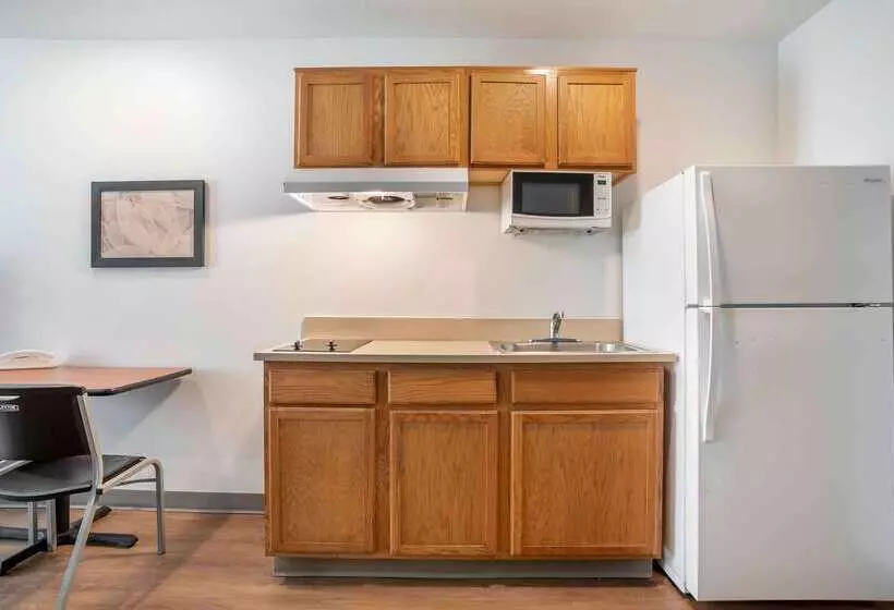 هتل Extended Stay America Select Suites  Pensacola  Northwest