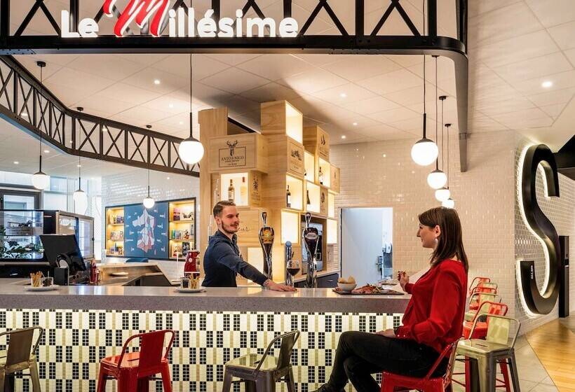 בית מלון כפרי Ibis Paris Cdg Airport