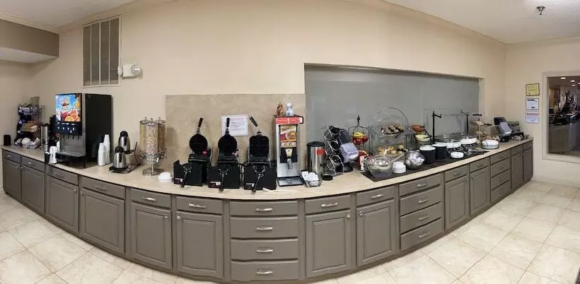 Hotelli Northfield Inn Suites And Conference Center