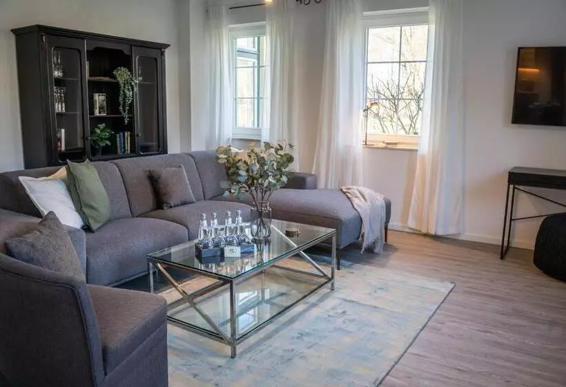 ホテル & Restaurant Am Alten Rhin