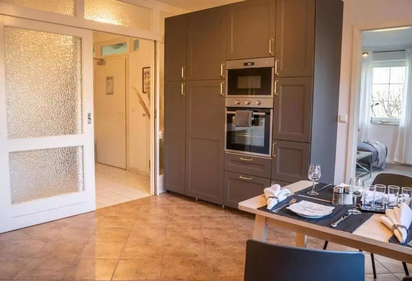 ホテル & Restaurant Am Alten Rhin