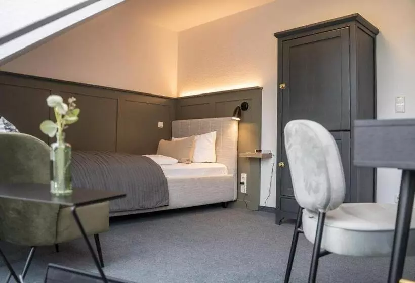 ホテル & Restaurant Am Alten Rhin