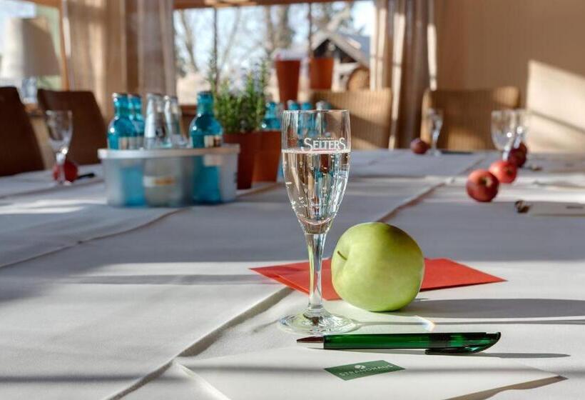 فندق Strandhaus   Boutique Resort & Spa