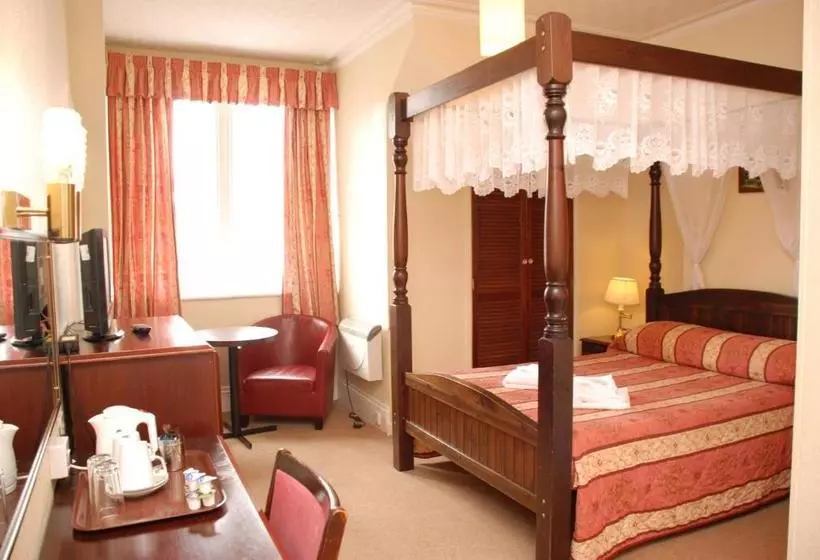 Отель Tower House