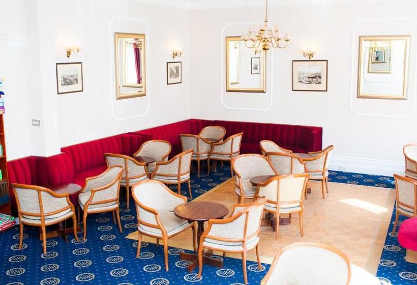 בית מלון כפרי Tower House