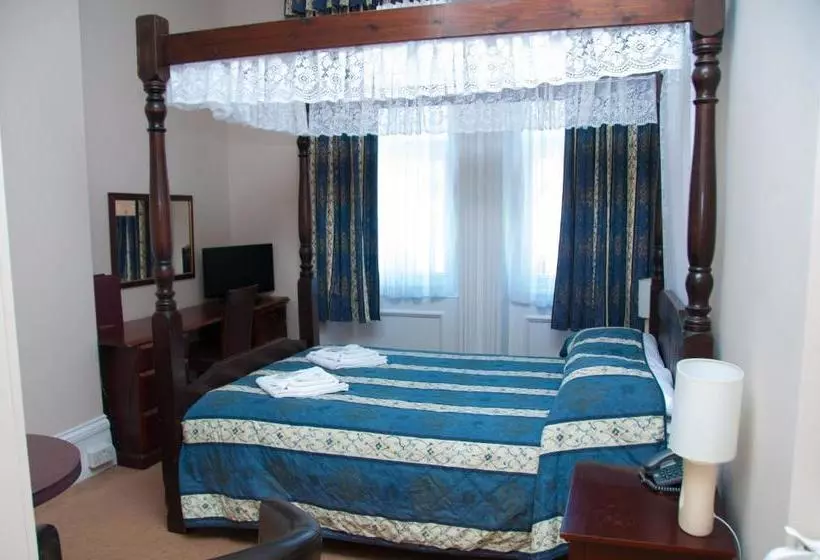 Отель Tower House