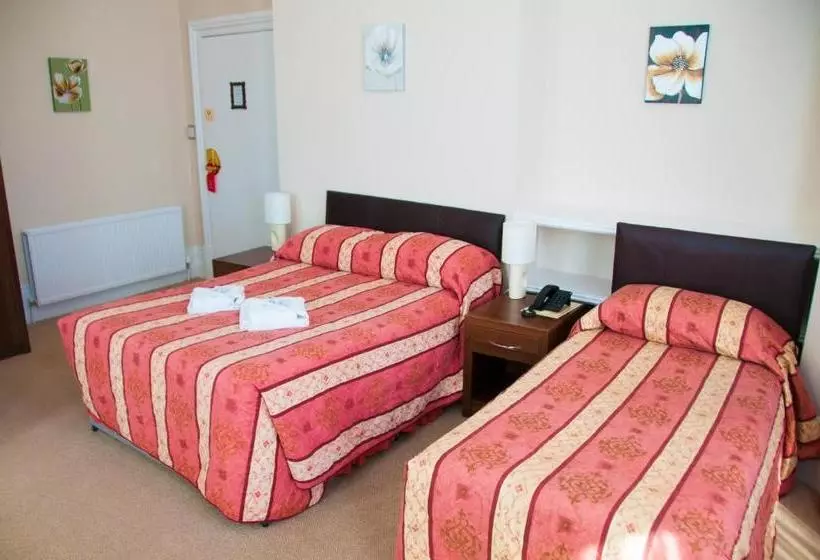 Отель Tower House