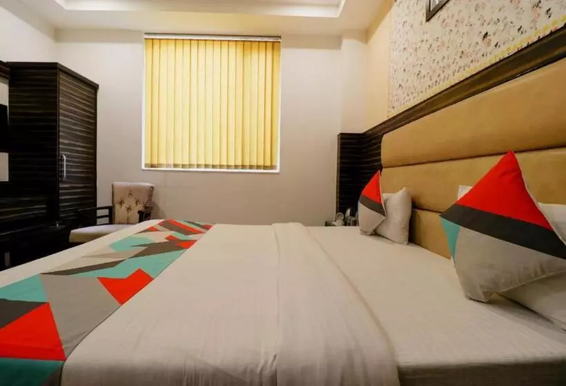 레지던스 Omega Residency