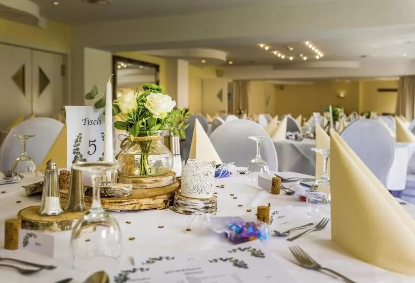 Seepark Hotel Am Wandlitzsee