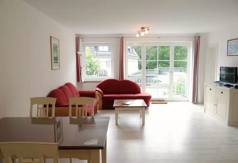 Strandhotel Villa Louisa & Appartementhäuser Villa Josephine Und Christine