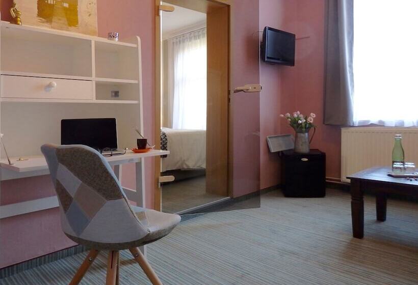 Strandhotel Villa Louisa & Appartementhäuser Villa Josephine Und Christine