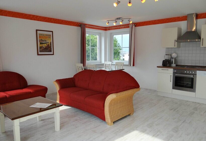 Strandhotel Villa Louisa & Appartementhäuser Villa Josephine Und Christine