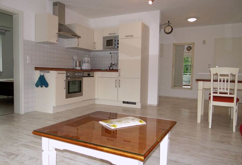 Strandhotel Villa Louisa & Appartementhäuser Villa Josephine Und Christine