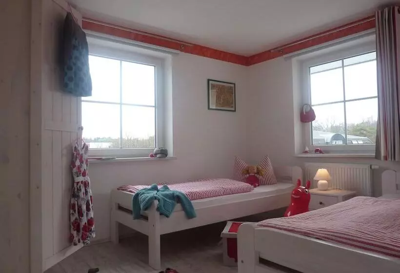 Strandhotel Villa Louisa & Appartementhäuser Villa Josephine Und Christine