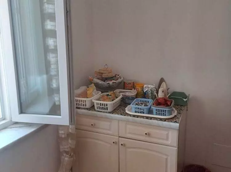 پانسیون Mondo House