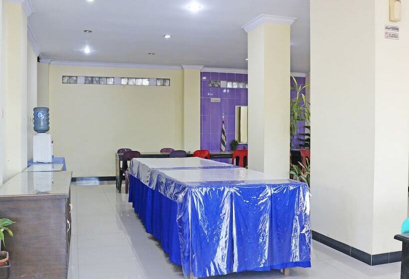 Collection O 91517 Hotel Gajah Mada Soe