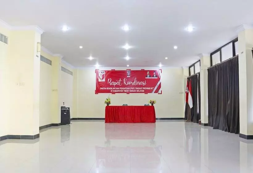 Collection O 91517 Hotel Gajah Mada Soe